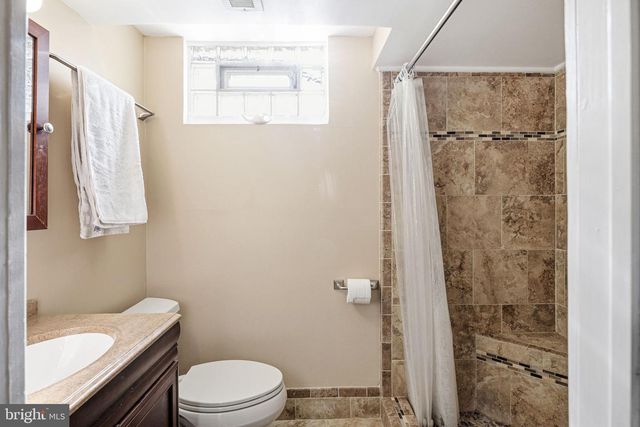 7265 HILL RD, Philadelphia, PA 19128