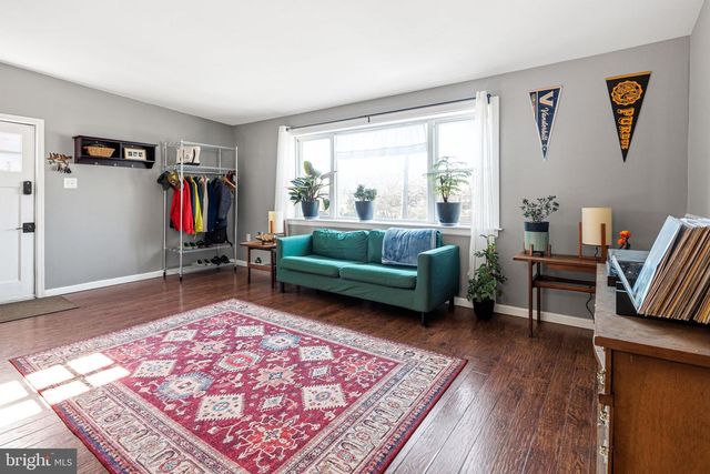 7265 HILL RD, Philadelphia, PA 19128