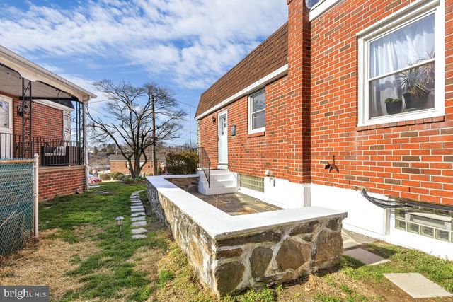 7265 HILL RD, Philadelphia, PA 19128