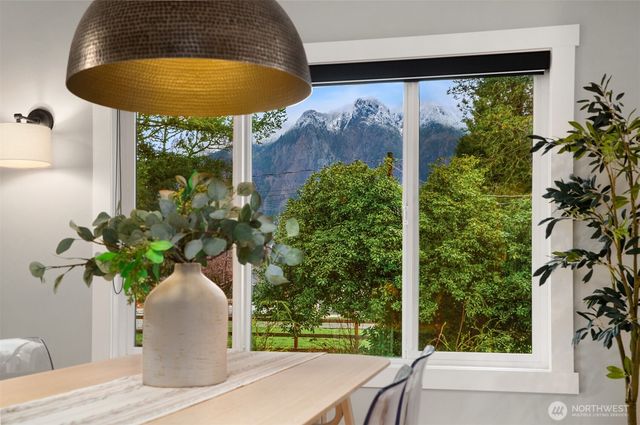 1107 NW 14th Street, North Bend, WA 98045