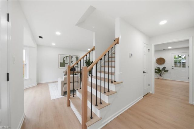 1105 Debussy CT, Virginia Beach, VA 23454