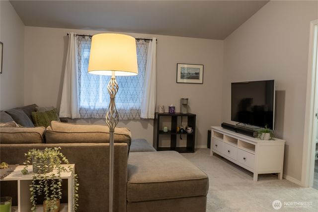 4736 145th Place NE, Marysville, WA 98271