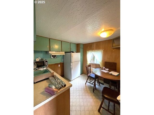 55058 FRANKLIN Rd, Bandon, OR 97411