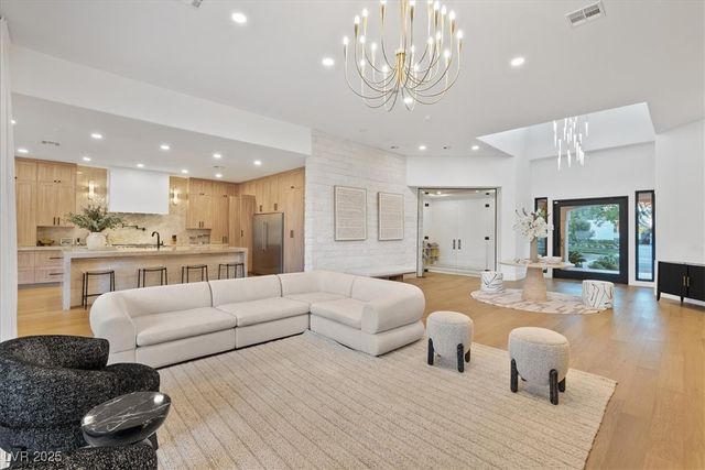 1416 Iron Hills Lane, Las Vegas, NV 89134