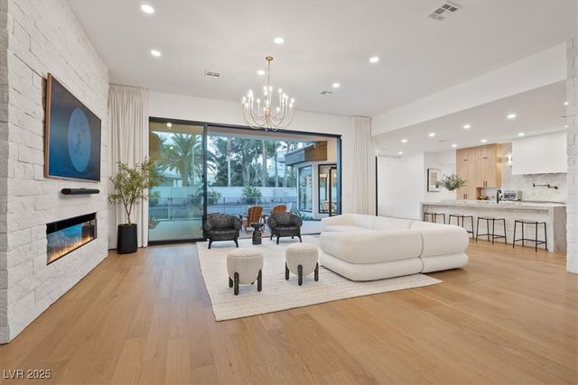 1416 Iron Hills Lane, Las Vegas, NV 89134