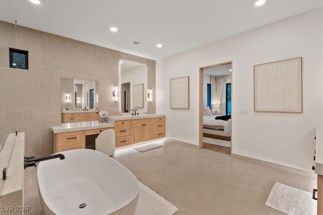 1416 Iron Hills Lane, Las Vegas, NV 89134