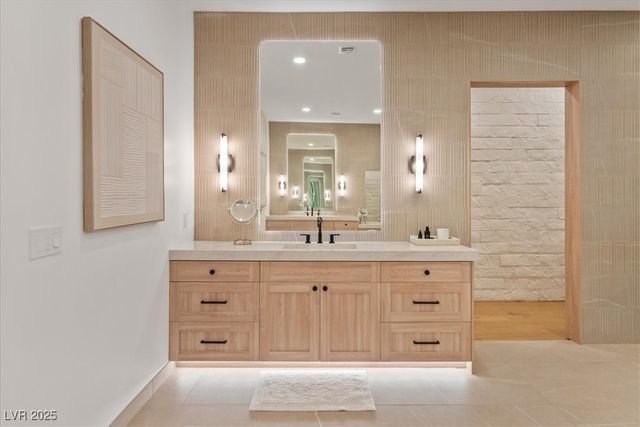 1416 Iron Hills Lane, Las Vegas, NV 89134