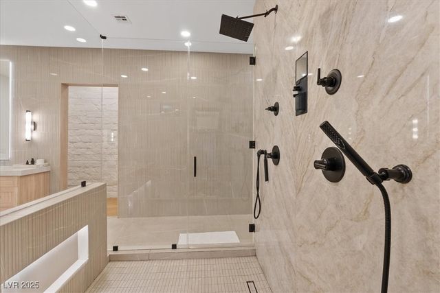 1416 Iron Hills Lane, Las Vegas, NV 89134