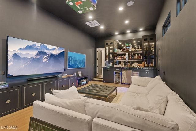 1416 Iron Hills Lane, Las Vegas, NV 89134