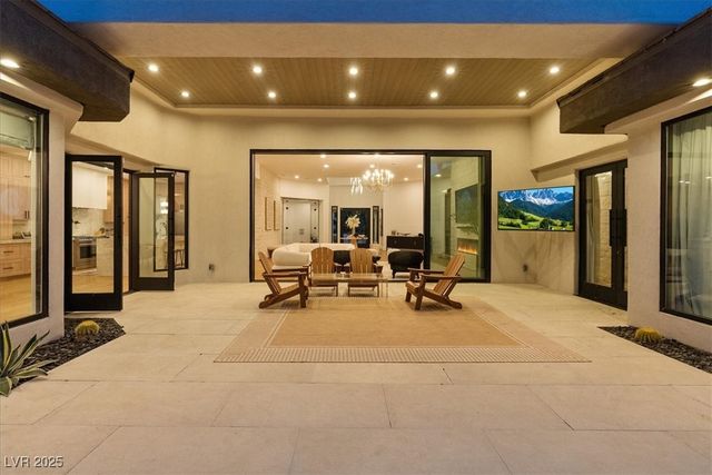 1416 Iron Hills Lane, Las Vegas, NV 89134