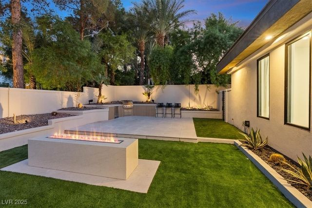 1416 Iron Hills Lane, Las Vegas, NV 89134