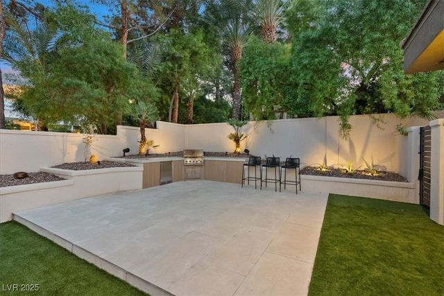 1416 Iron Hills Lane, Las Vegas, NV 89134