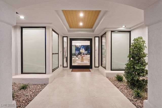 1416 Iron Hills Lane, Las Vegas, NV 89134