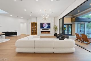 1416 Iron Hills Lane, Las Vegas, NV 89134