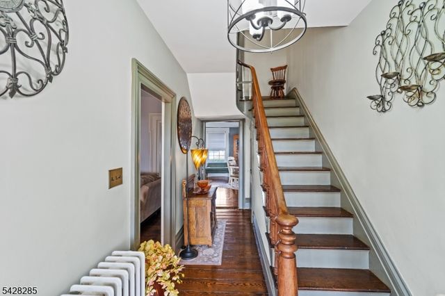 269 Quakertown Rd, Franklin Twp., NJ 08867