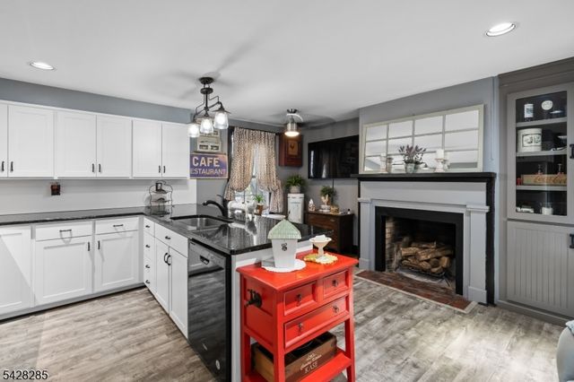 269 Quakertown Rd, Franklin Twp., NJ 08867