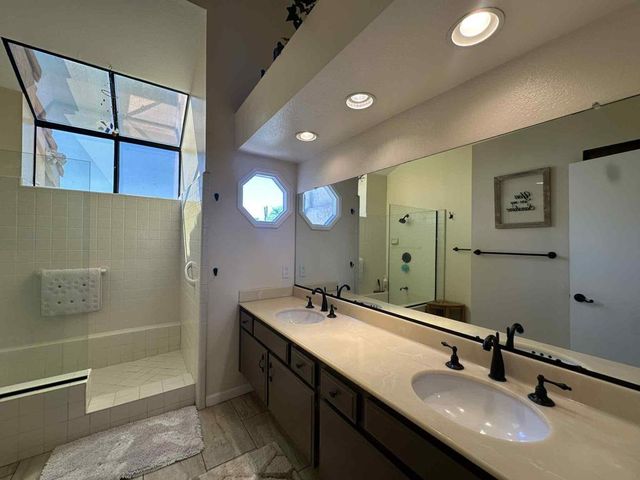 4 Hermosillo Lane, Palm Desert, CA 92260