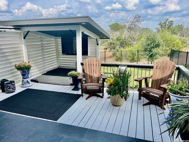 739 Alta Circle, New Braunfels, TX 78132
