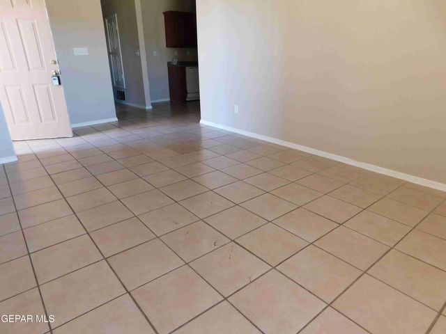 11968 DIANA CANDIA B, El Paso, TX 79936