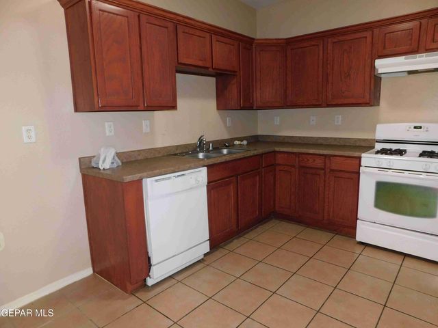 11968 DIANA CANDIA B, El Paso, TX 79936