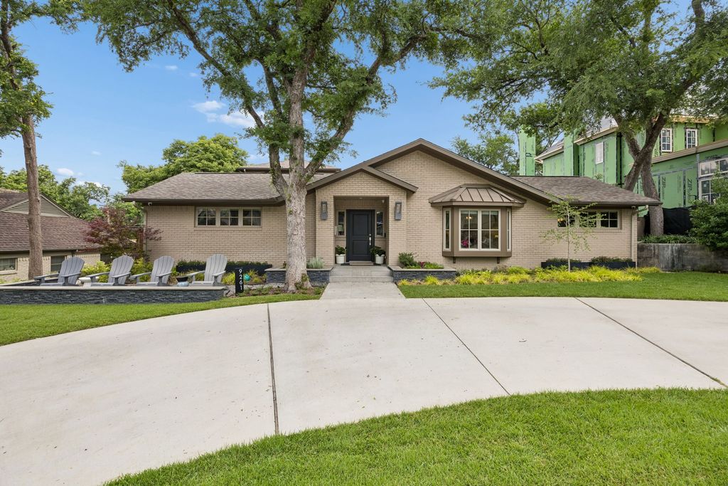 9261 Meadowglen Drive, Dallas, TX 75238