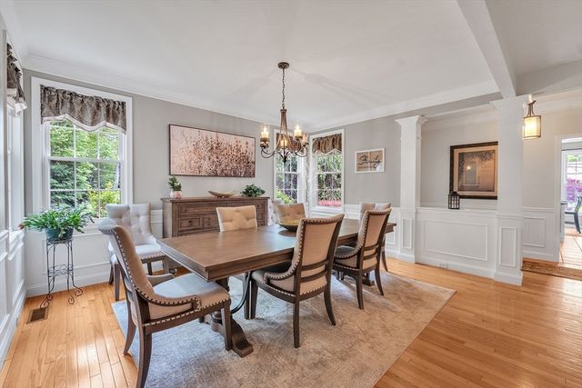 16 Linkside Ct 16, Northbridge, MA 01534