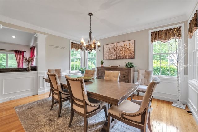 16 Linkside Ct 16, Northbridge, MA 01534
