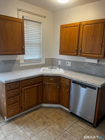 84 Church Street 2, Hamden, CT 06514