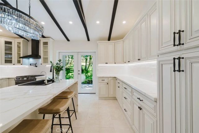 2234 E Hillcrest Drive, Thousand Oaks, CA 91362