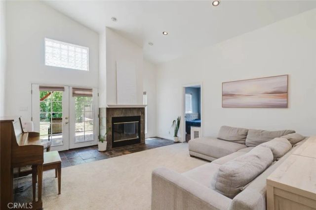2234 E Hillcrest Drive, Thousand Oaks, CA 91362