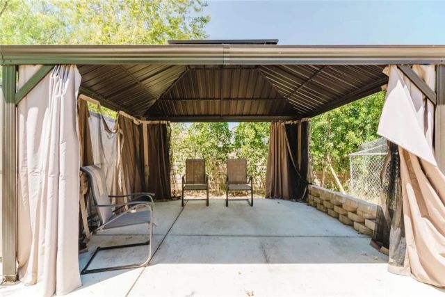 2234 E Hillcrest Drive, Thousand Oaks, CA 91362