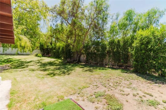 2234 E Hillcrest Drive, Thousand Oaks, CA 91362