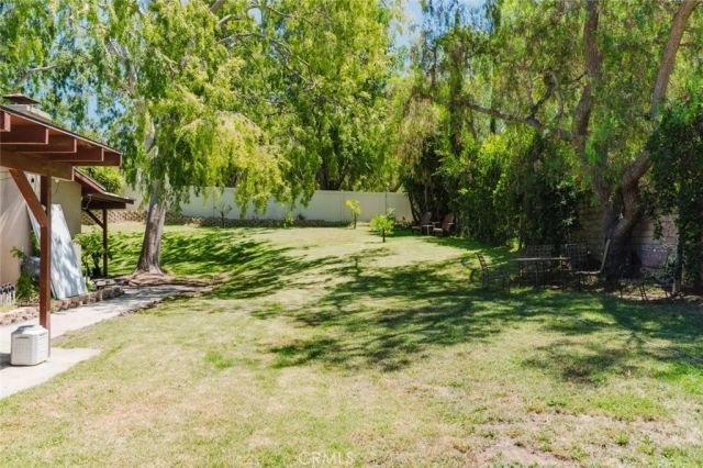 2234 E Hillcrest Drive, Thousand Oaks, CA 91362