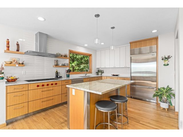 716 Brook Rd, Boulder, CO 80302