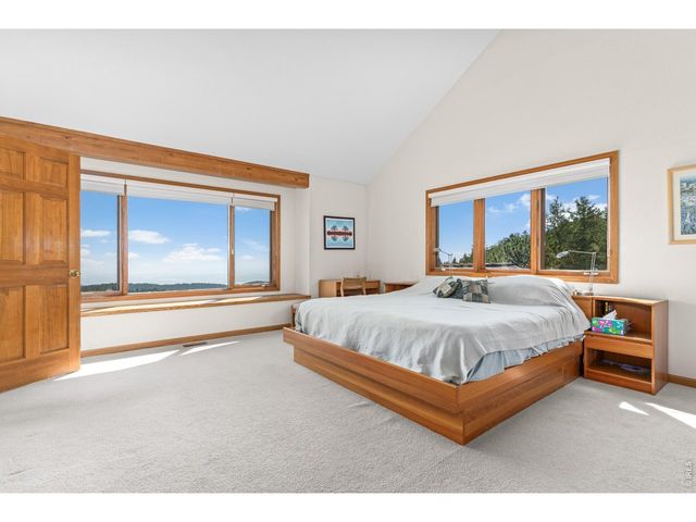 716 Brook Rd, Boulder, CO 80302