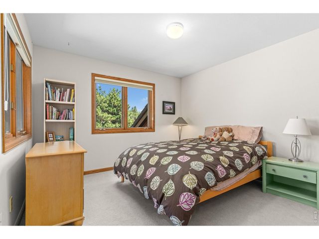 716 Brook Rd, Boulder, CO 80302