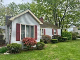 26 Ninety Rod Road, Clinton, CT 06413