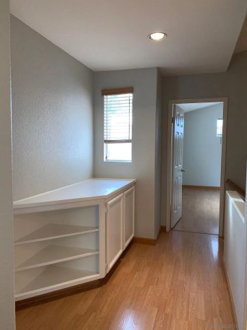 16134 Avenida Venusto 2, San Diego, CA 92128