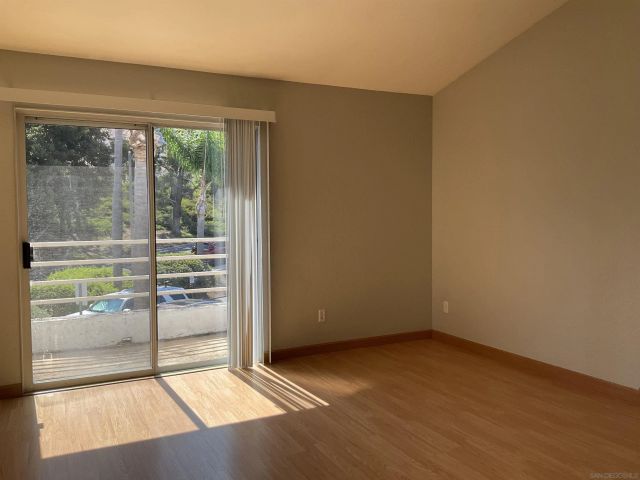 16134 Avenida Venusto 2, San Diego, CA 92128