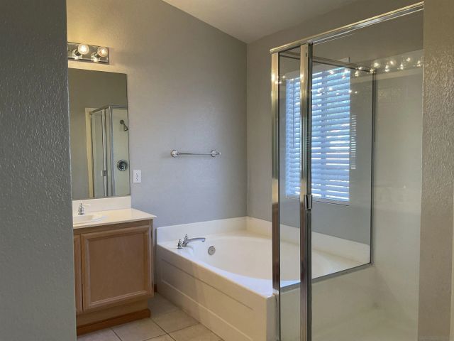 16134 Avenida Venusto 2, San Diego, CA 92128
