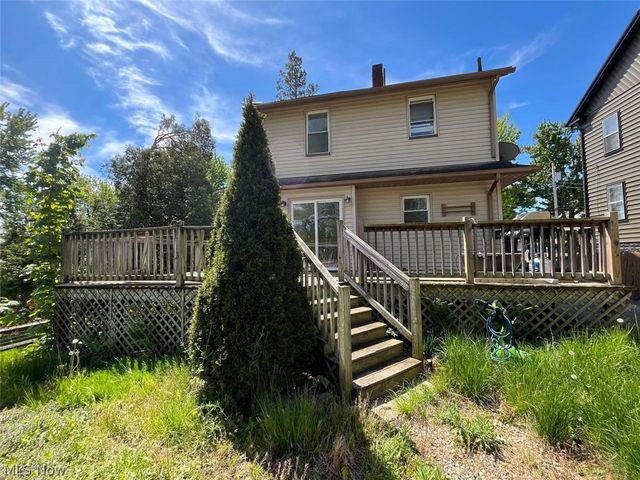 94 Beechwood Drive, Youngstown, OH 44512