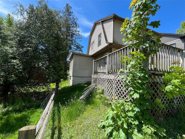 94 Beechwood Drive, Youngstown, OH 44512