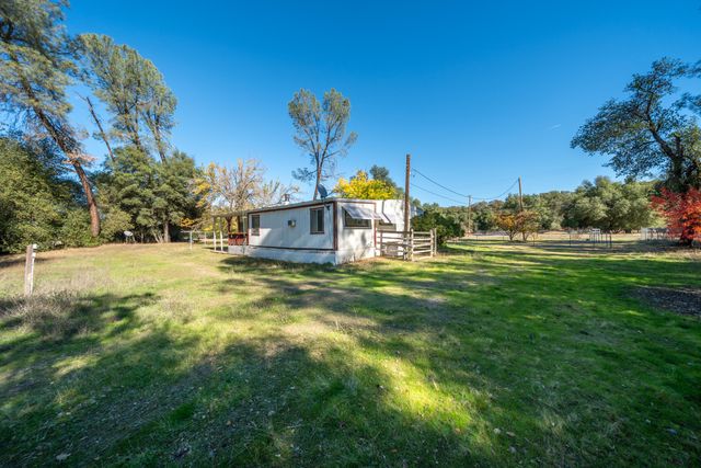 18355 Benson Road, Cottonwood, CA 96022