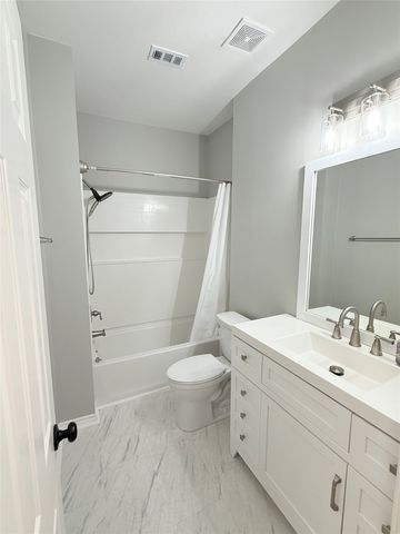 7717 Troon Drive, Rowlett, TX 75089