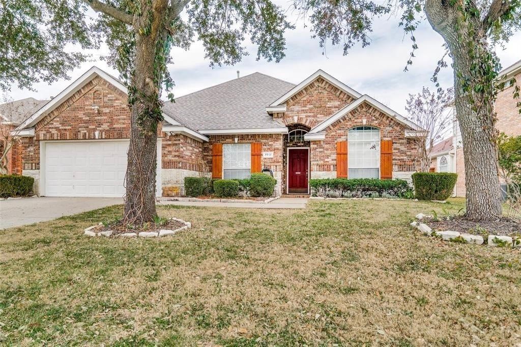 7717 Troon Drive, Rowlett, TX 75089