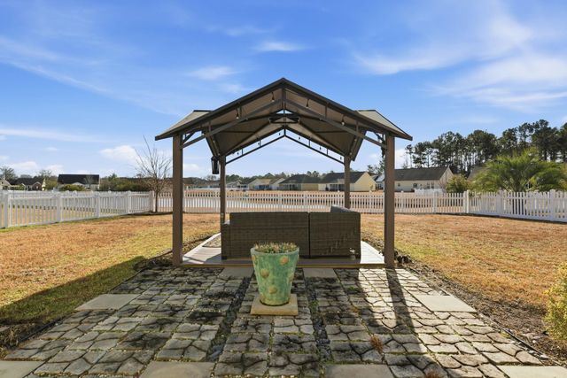 210 Oak Landing Dr., Conway, SC 29527