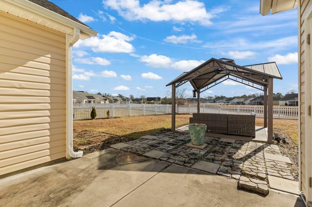 210 Oak Landing Dr., Conway, SC 29527