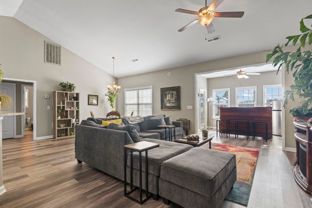 210 Oak Landing Dr., Conway, SC 29527