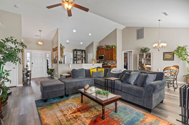 210 Oak Landing Dr., Conway, SC 29527