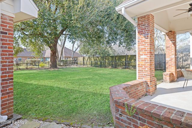 215 Spyglass Lane, Broussard, LA 70518